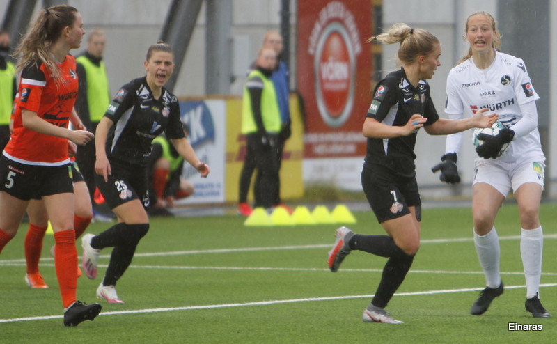 Myndaveisla: Fylkir vann Þór/KA á Wurth vellinum