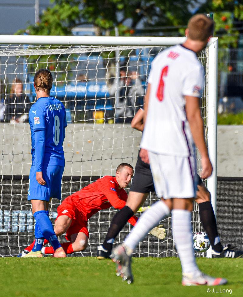 Myndaveisla frá tapinu gegn Englandi á laugardaginn