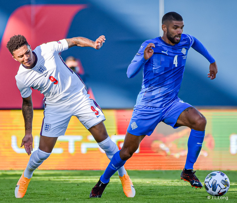 Myndaveisla frá tapinu gegn Englandi á laugardaginn