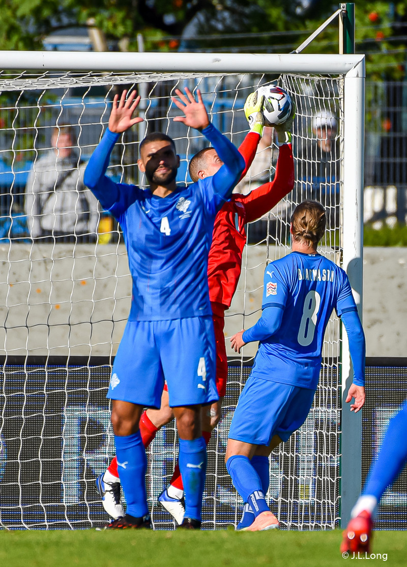 Myndaveisla frá tapinu gegn Englandi á laugardaginn