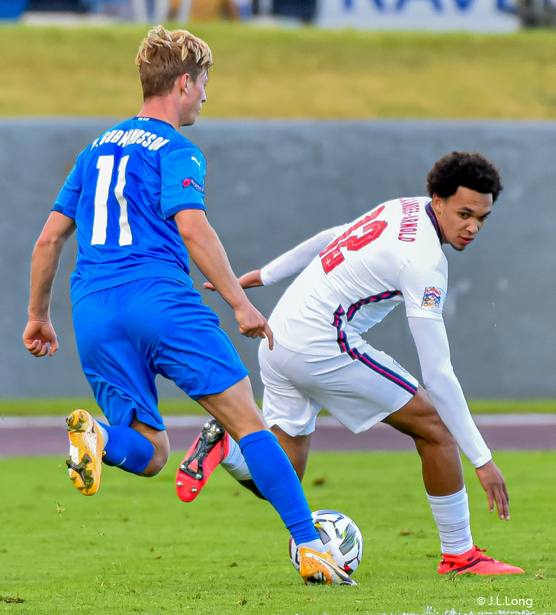 Myndaveisla frá tapinu gegn Englandi á laugardaginn