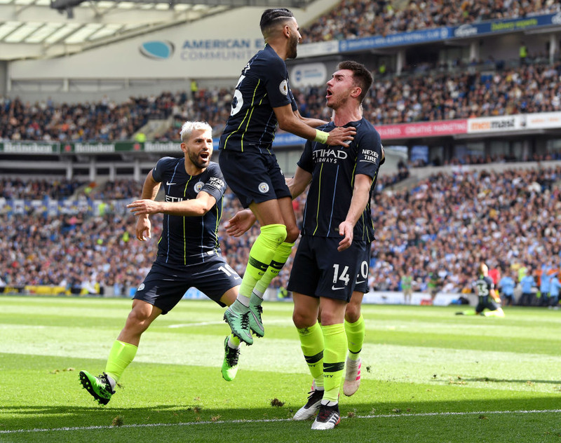 Riyad Mahrez byrjar.