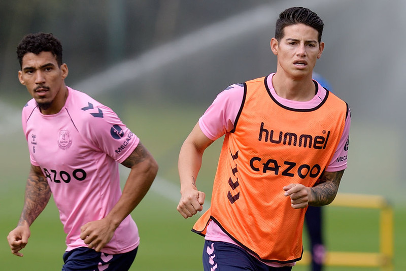 Allan og James Rodriguez á æfingu í dag.