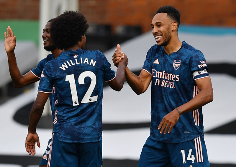 Merson: Arsenal á heima um miðja deild