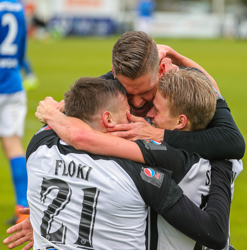 Úrskurður aga- og úrskurðarnefndar felldur úr gildi - Mál KR og Fram tekin fyrir