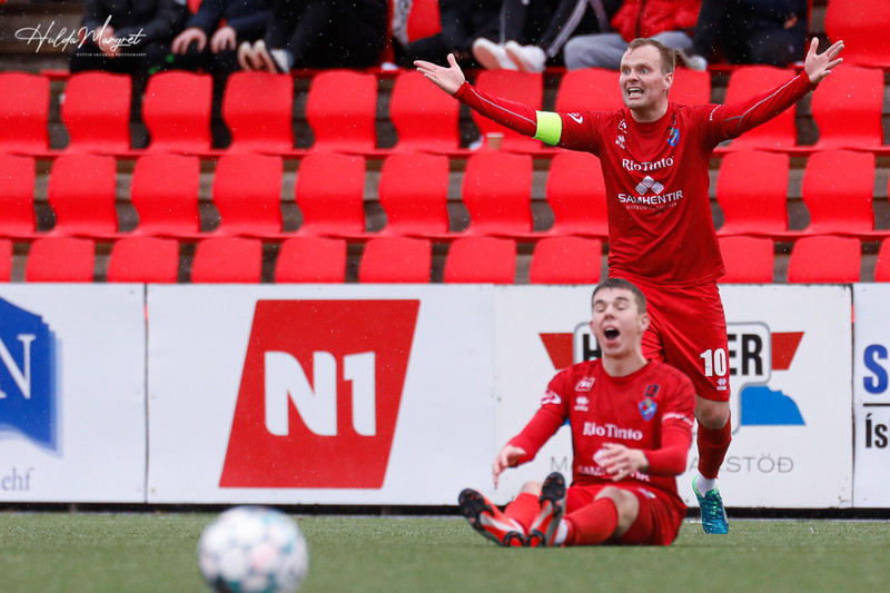 Haukar mæta ÍR