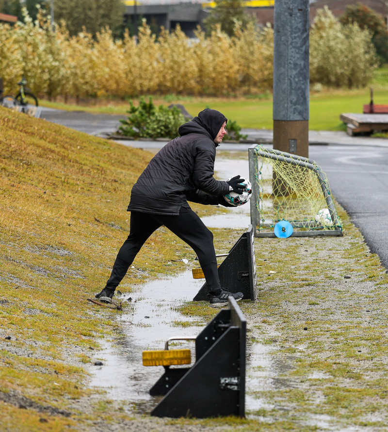 Myndaveisla: Haukar unnu Völsung á Ásvöllum
