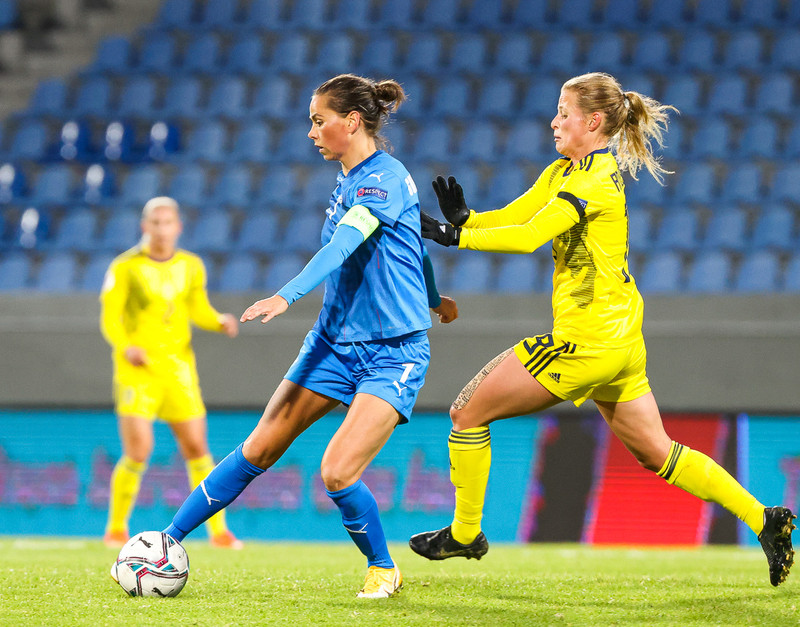 Myndaveisla frá jafntefli Íslands gegn Svíþjóð