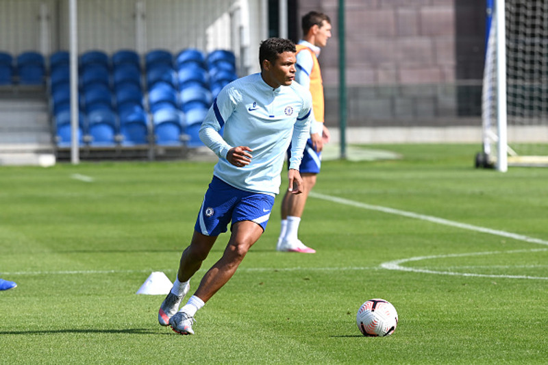 Thiago Silva.