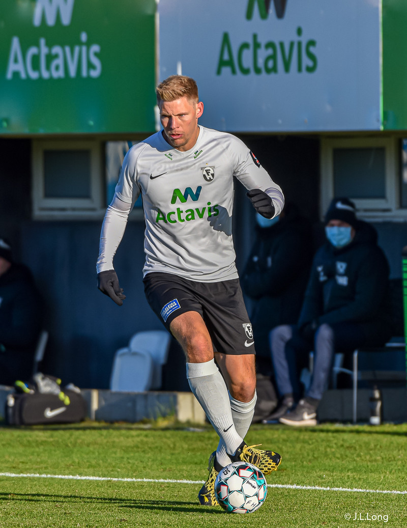 Myndaveisla: Valur vann FH í Krikanum í toppslag
