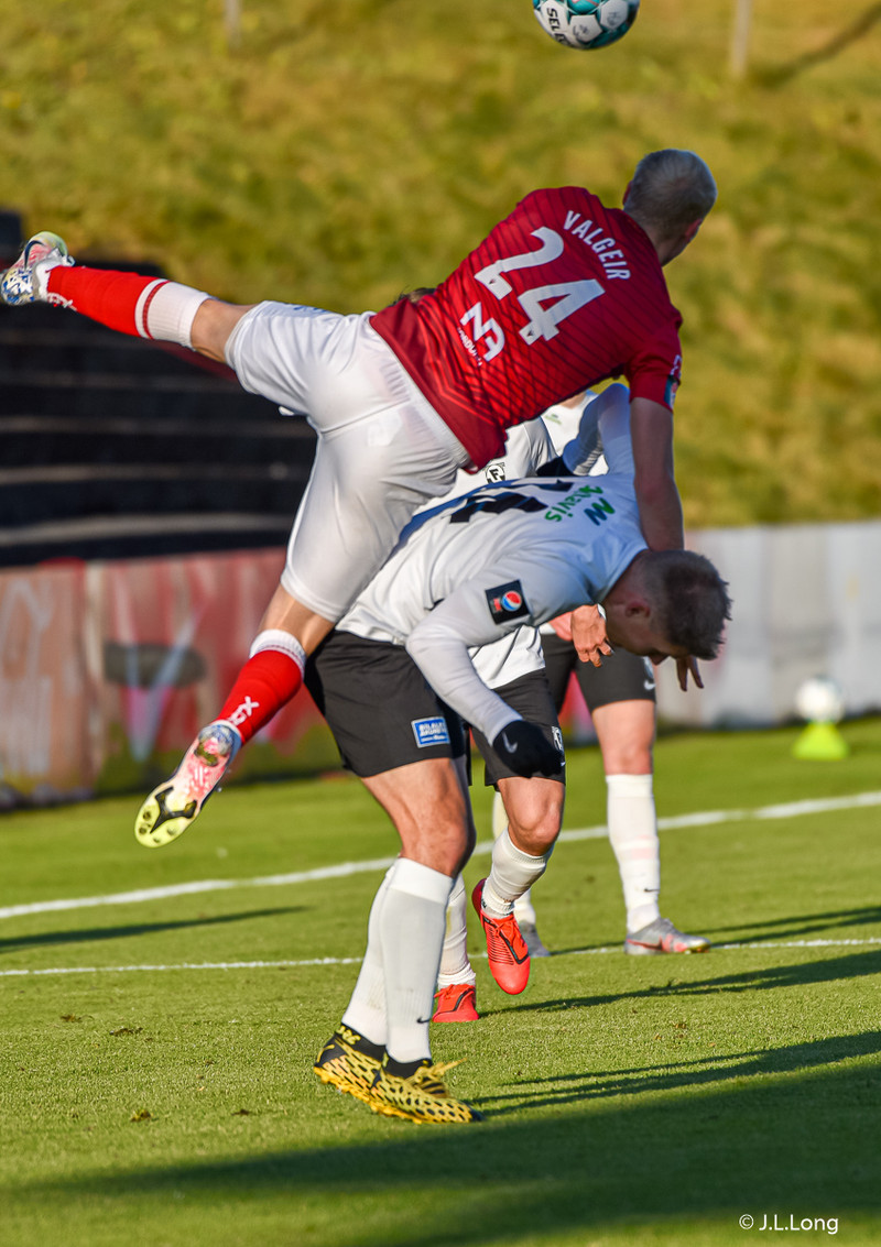 Myndaveisla: Valur vann FH í Krikanum í toppslag