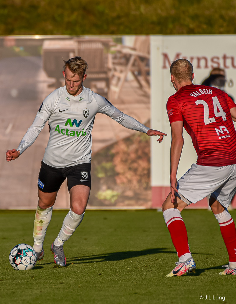 Myndaveisla: Valur vann FH í Krikanum í toppslag