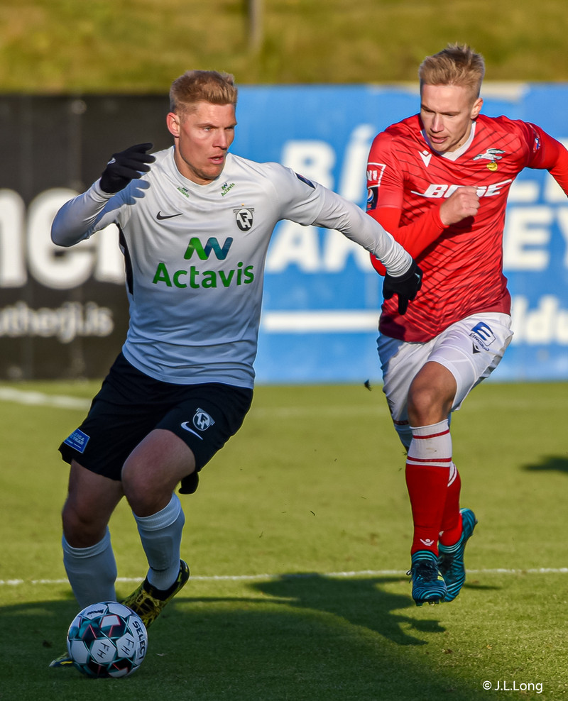 Myndaveisla: Valur vann FH í Krikanum í toppslag