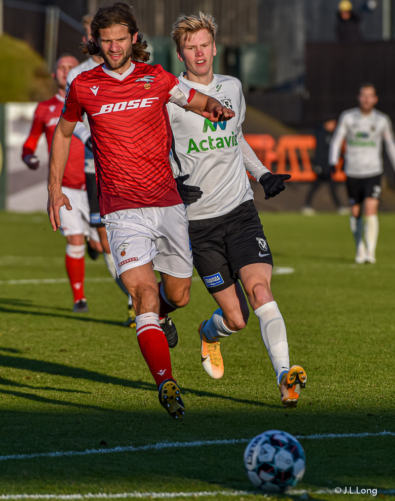 Myndaveisla: Valur vann FH í Krikanum í toppslag