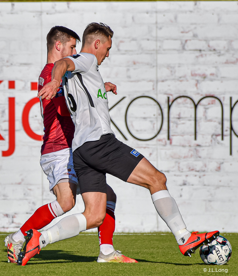 Myndaveisla: Valur vann FH í Krikanum í toppslag