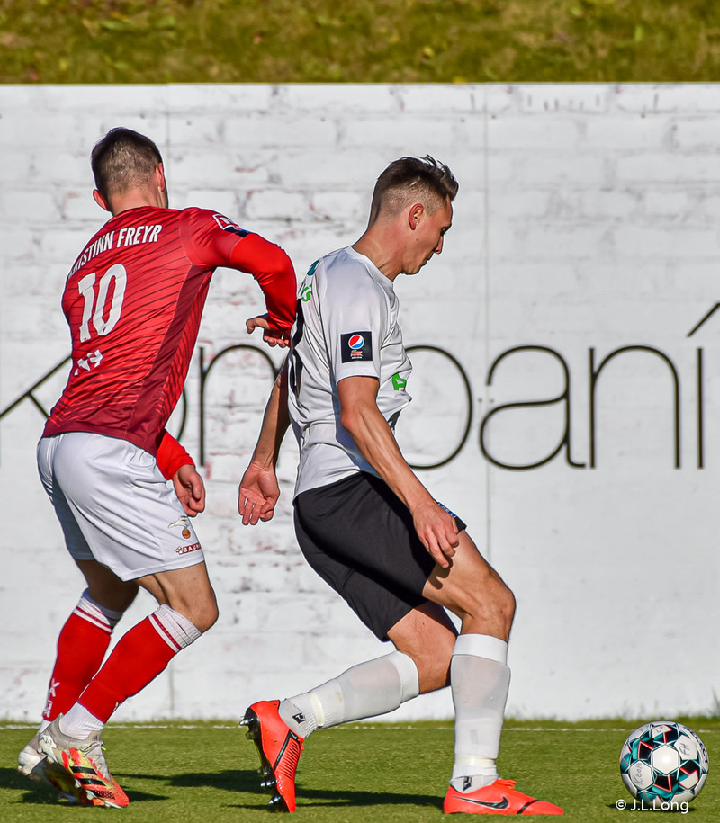 Myndaveisla: Valur vann FH í Krikanum í toppslag