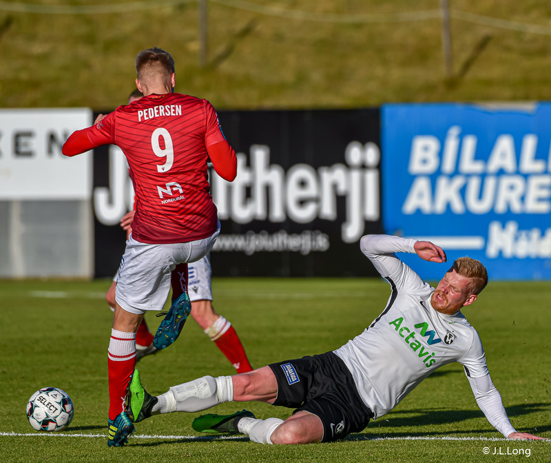 Myndaveisla: Valur vann FH í Krikanum í toppslag