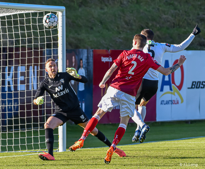 Myndaveisla: Valur vann FH í Krikanum í toppslag