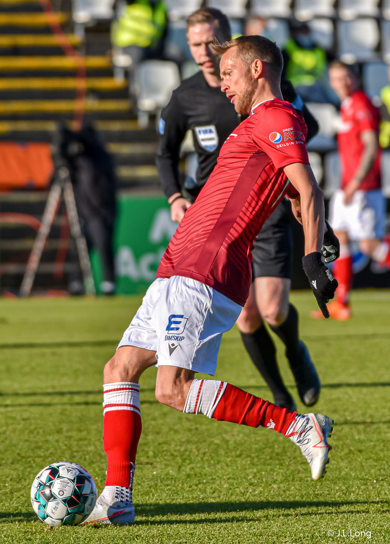 Myndaveisla: Valur vann FH í Krikanum í toppslag