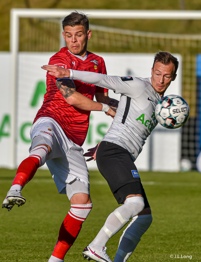 Myndaveisla: Valur vann FH í Krikanum í toppslag