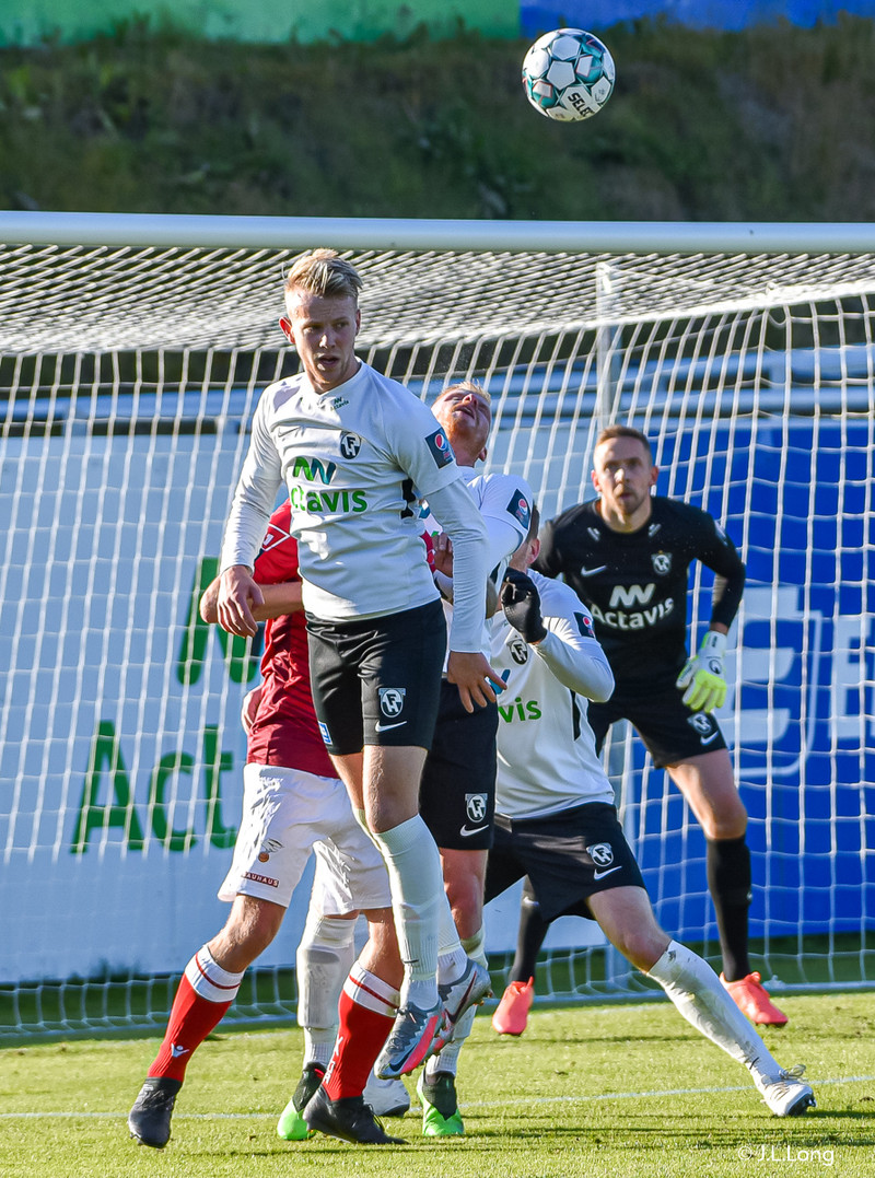 Myndaveisla: Valur vann FH í Krikanum í toppslag