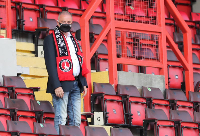 Charlton bjargað af Dana: Hættir að selja efnilega leikmenn