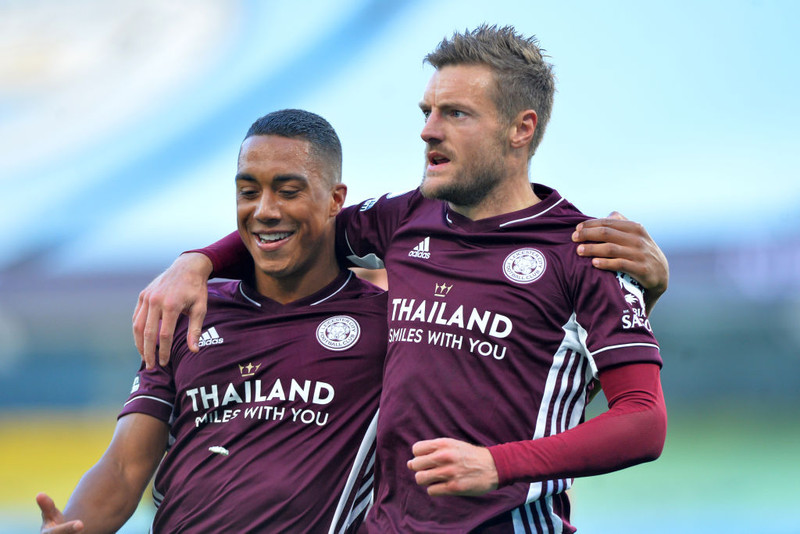 Youri Tielemans átti magnaða sendingu upp völlinn í marki Vardy.
