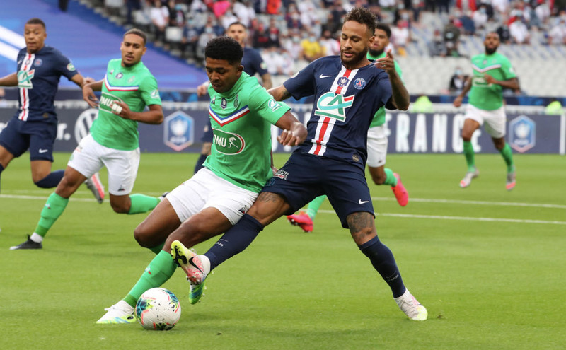 Neymar í leik með PSG