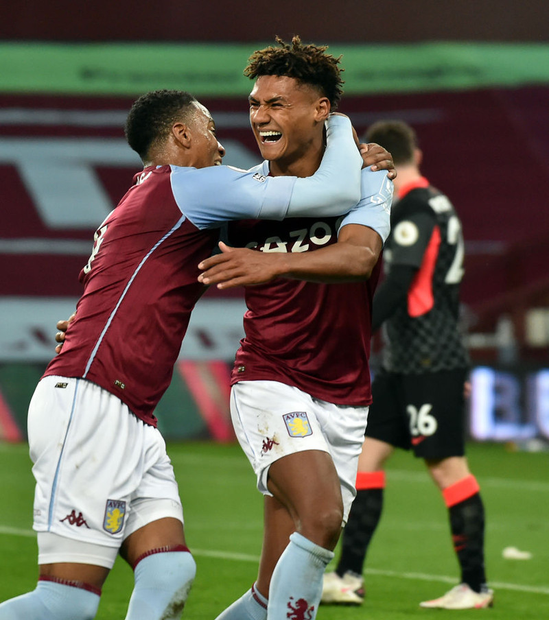 Ollie Watkins og félagar eru grenjandi úr hlátri eftir 7-2 sigur á Liverpool