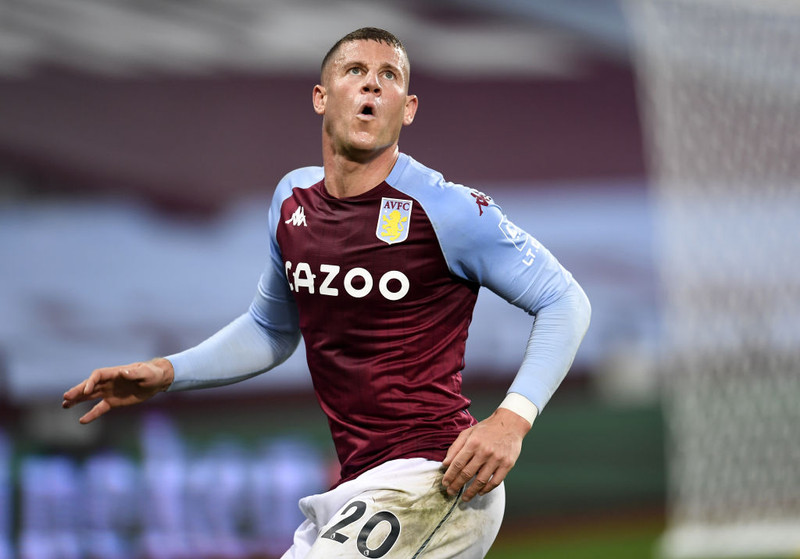 England: Aston Villa vann í Leicester - Áfram með fullt hús