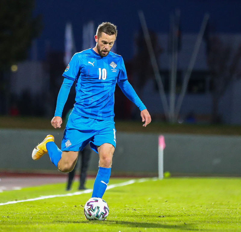Liðsfélagar Gylfa vilja að Everton nafngreini hann