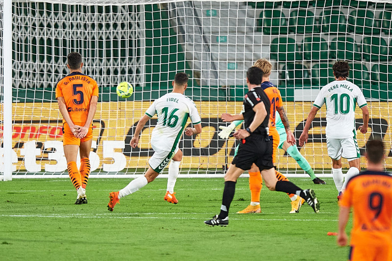 Spánn: Valencia fór létt með Valladolid - Eibar vann
