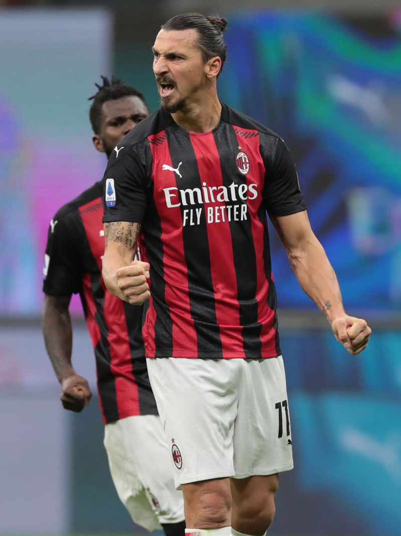 Zlatan er kominn með sex mörk í þremur deildarleikjum á tímabilinu.