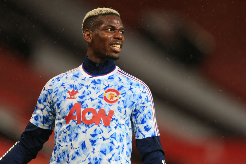 Neville: Titilvonir Man Utd velta á Pogba