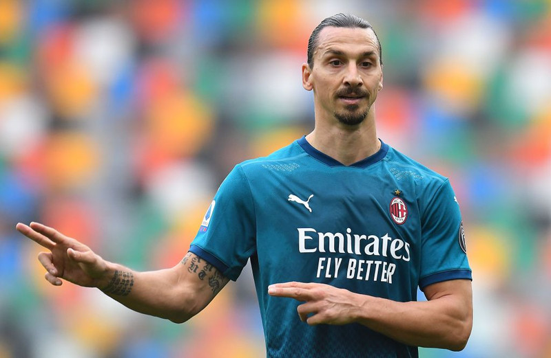 Zlatan Ibrahimovic er 39 ára.