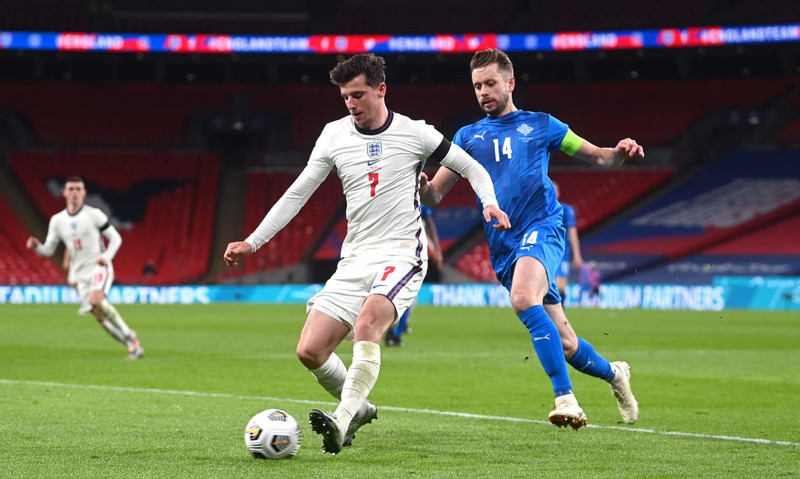 Mason Mount í landsleik gegn Íslandi.