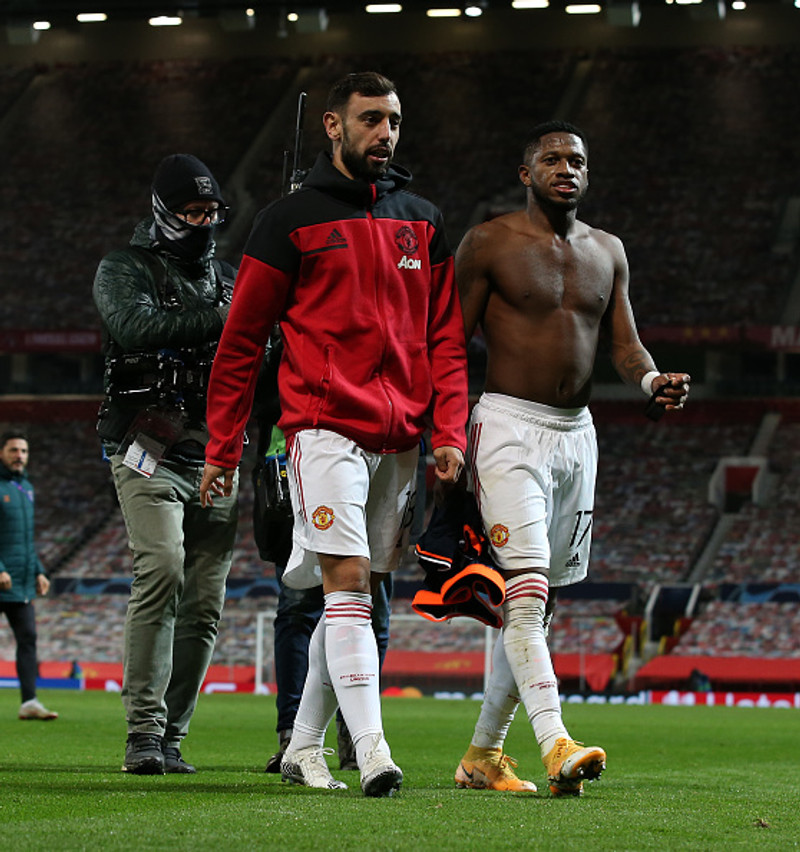 Bruno Fernandes gengur af velli.