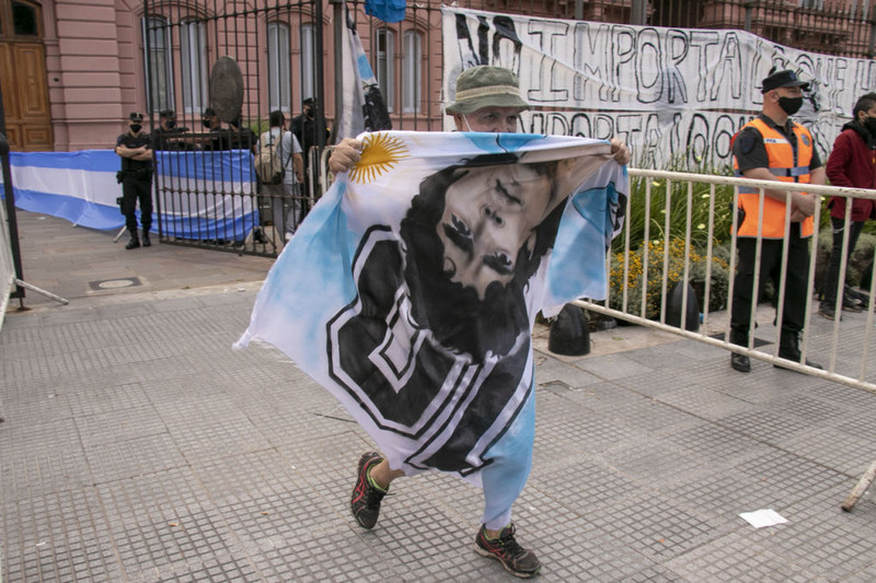 Myndir: Tárin flæða í Argentínu eftir fráfall Maradona