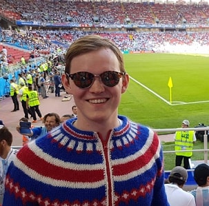 Hér má sjá knattspyrnustjórann geðþekka, Höskuld Ágústsson, á góðri stundu.