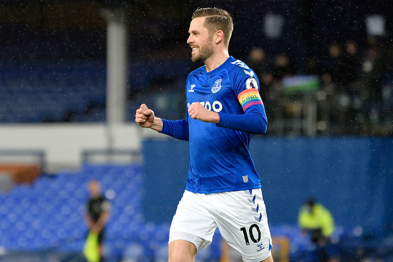Gylfi átti frábæran leik gegn Chelsea.