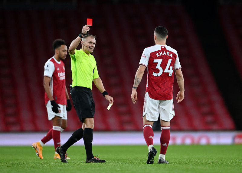 Xhaka biður stuðningsmenn afsökunar