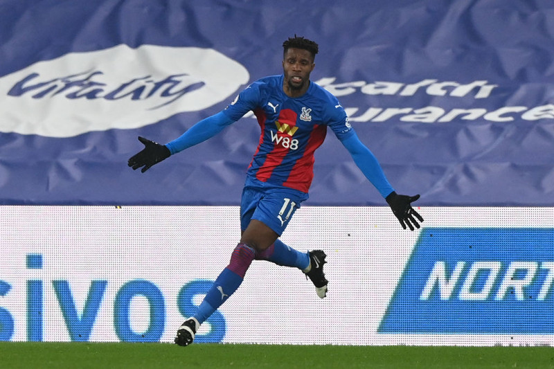 England: De Zerbi enn án sigurs - Zaha hetja Crystal Palace
