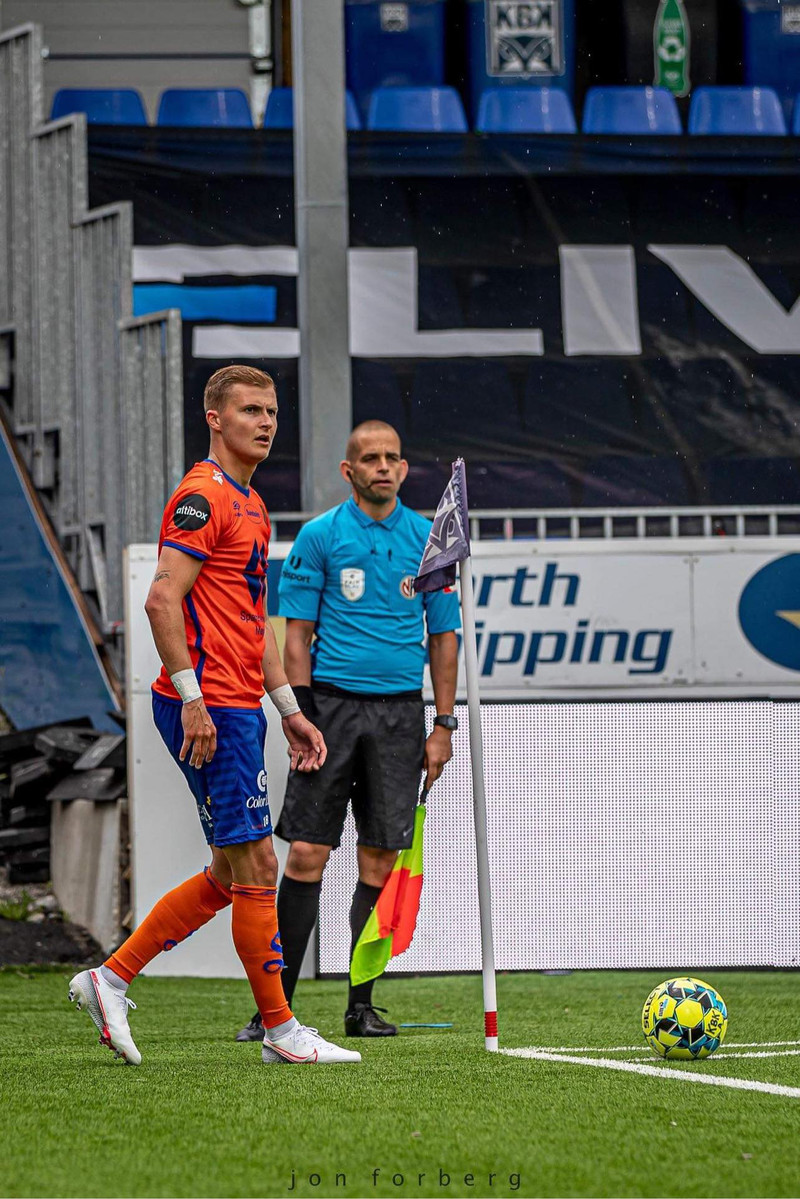Ég fer úr því að komast í góður stöður sóknarlega allan leikinn í að vera nánast heppinn ef ég næ að vera hluti af einni eða tveimur sóknum