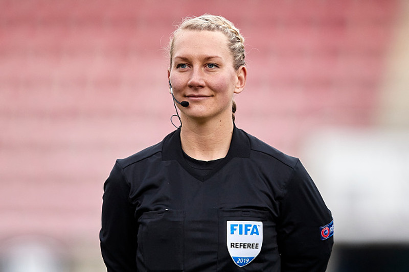 Tess Olofsson.