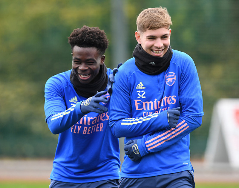 Þessir tveir - Saka og Smith Rowe - byrja.