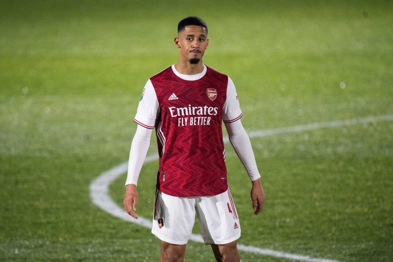 Guendouzi vonar að Saliba fari ekki til Arsenal