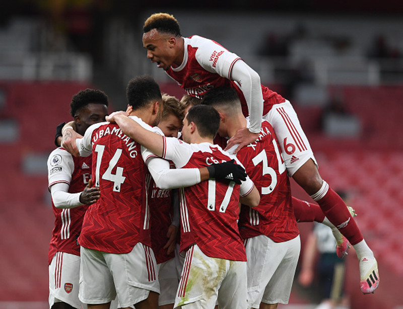 Arsenal spilar á erfiðum útivelli