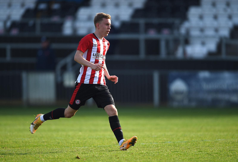 Myndir af Valgeiri hjá Brentford
