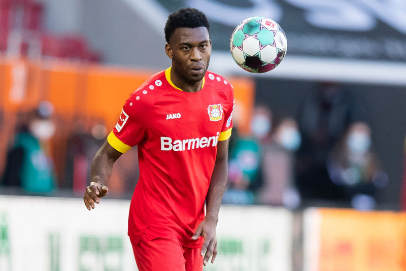 Timothy Fosu-Mensah er frá út tímabilið