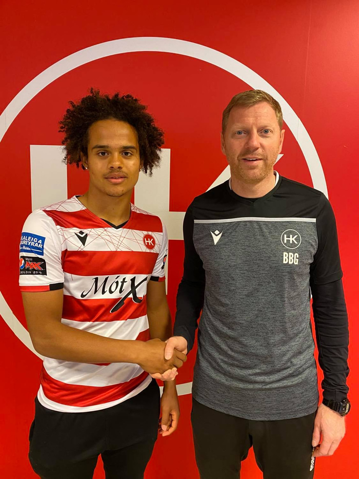 Kynnin voru mjög góð, hann var mjög fagmannlegur og þægilegur þegar ég hitti hann fyrst.